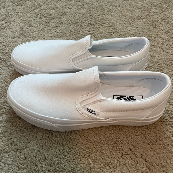 Vans - Picture 2 of 6